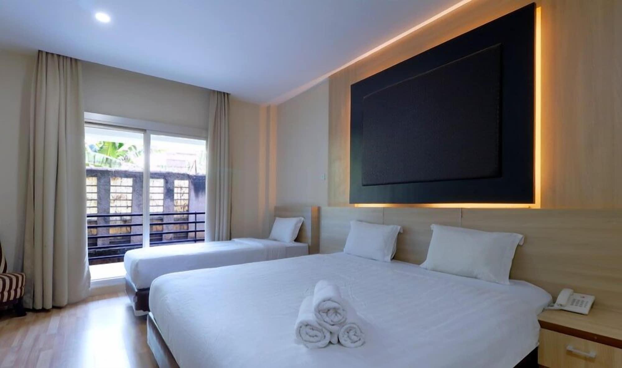 Mutiara Suites Jakarta Exterior photo