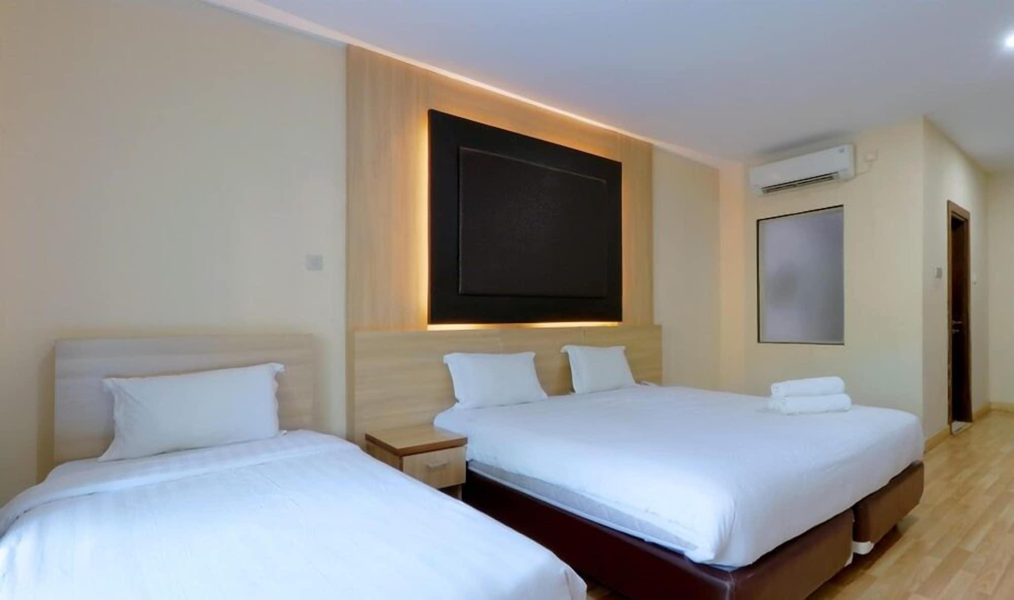 Mutiara Suites Jakarta Exterior photo